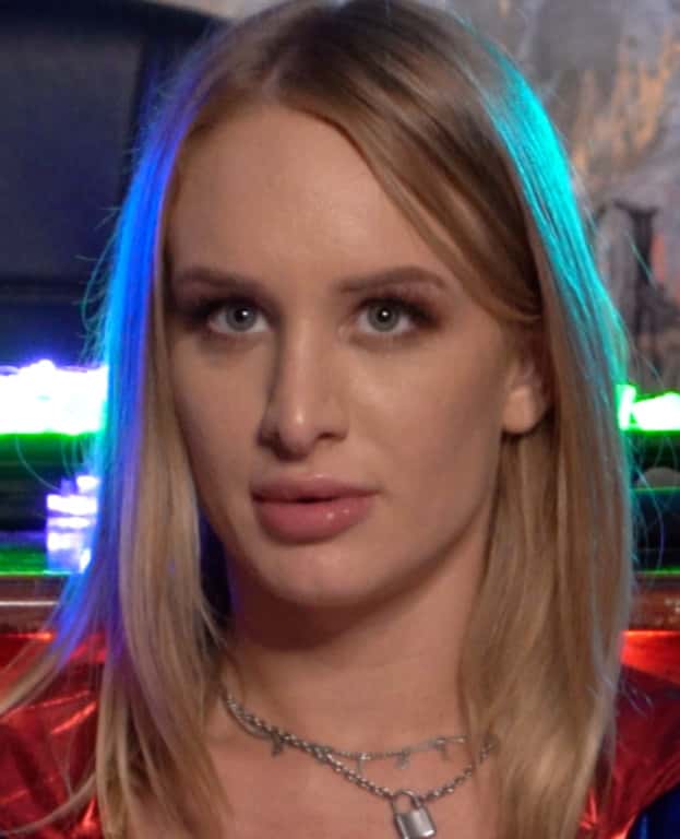 Daisy Stone