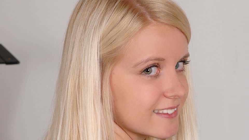 Casting Of A Czech Angel! Casting Of A Czech Angel!