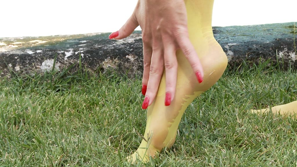 Worship Her In The Sun!