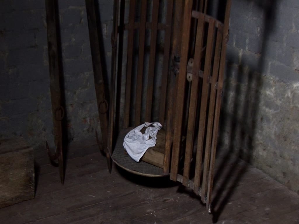 Smacking Her Ass Up! [Part 1]