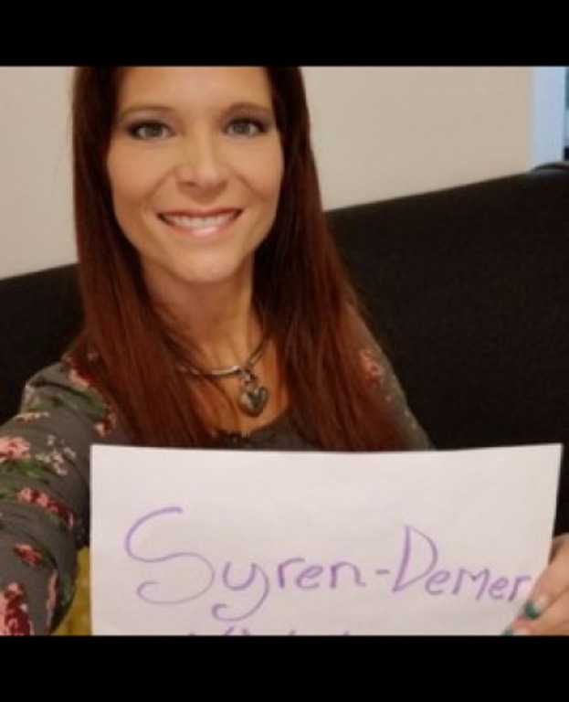 Syren De Mer
