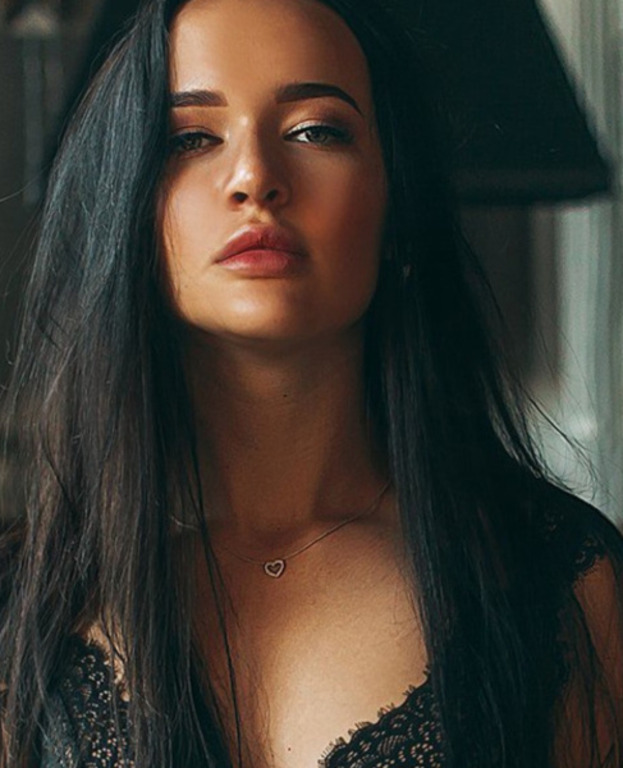 Sasha Sparrow